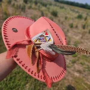UPCYCLED WIDE BRIM HAT